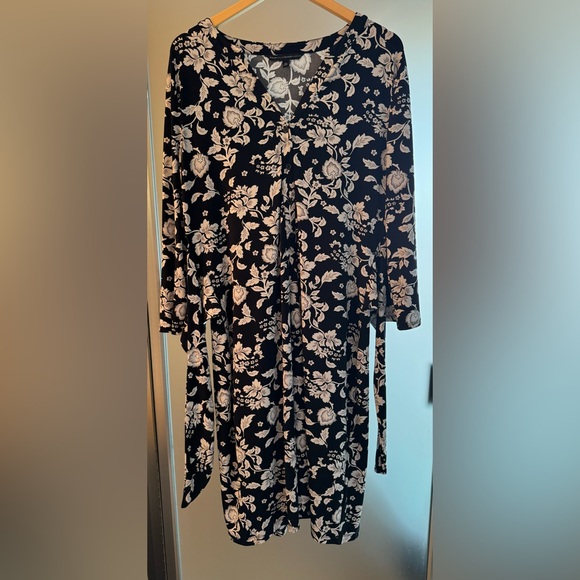 Work/Casual Women’s WHBM Print Dress, size XL - Picture 2 of 6